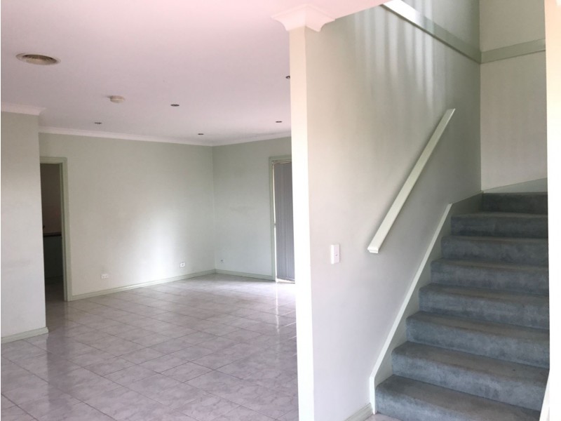 2/121 Raleigh Road, Maribyrnong VIC 3032