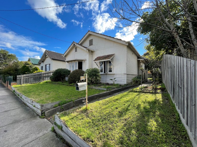 214 Maribyrnong Road, Moonee Ponds VIC 3039
