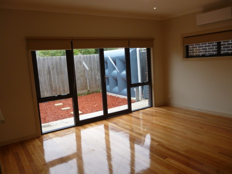 2/8 Baird Street, Maidstone VIC 3012