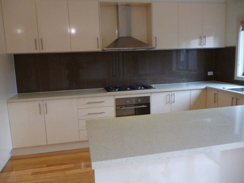 2/8 Baird Street, Maidstone VIC 3012