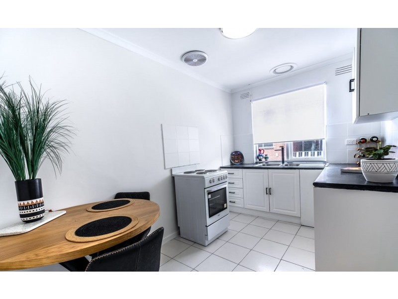 8/28 Eldridge Street, Footscray VIC 3011