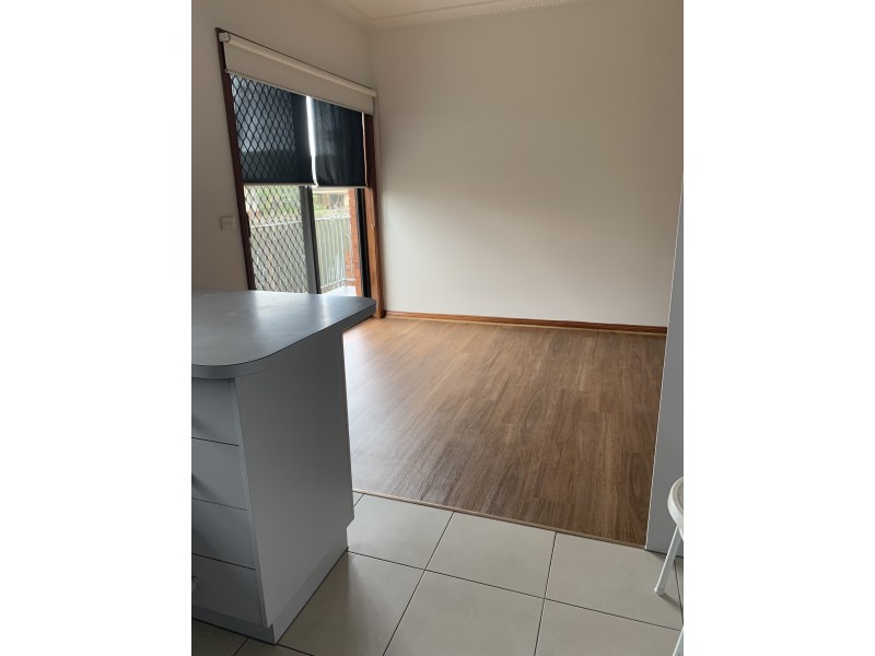 2/122 Suffolk Street, Maidstone VIC 3012