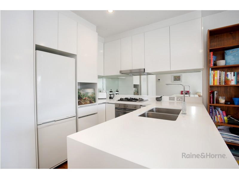 212/500 Brunswick Street, Fitzroy North VIC 3068