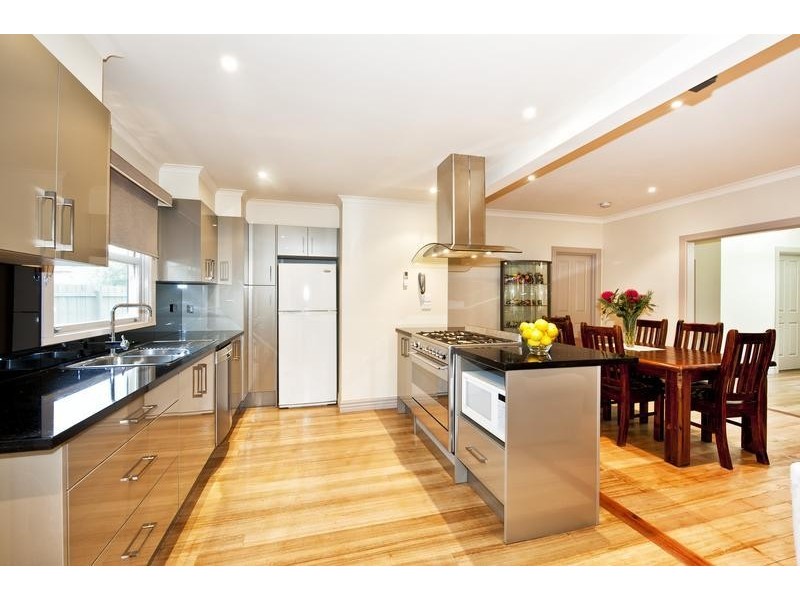 4 Burns Street, Maidstone VIC 3012