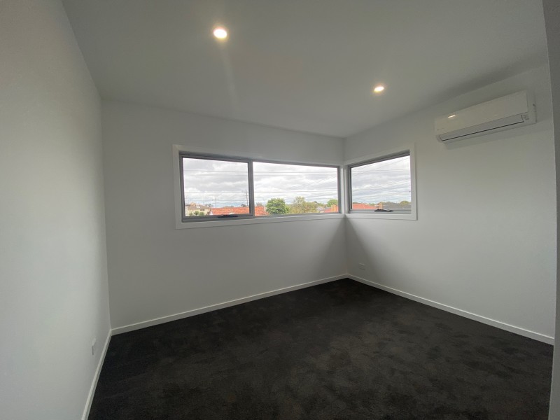 76A Marshall Road, Airport West VIC 3042