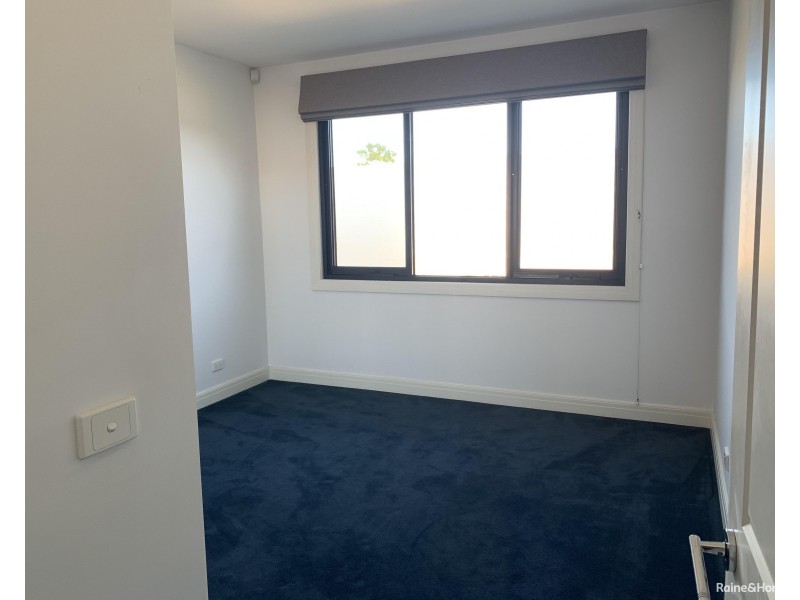 77 Charles Street, Ascot Vale VIC 3032