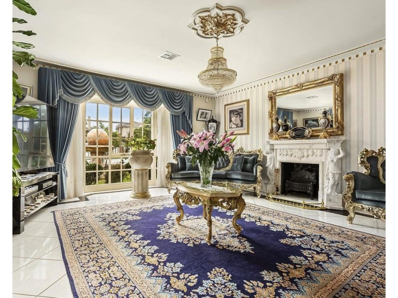 17 Myrtle Street, Ivanhoe VIC 3079