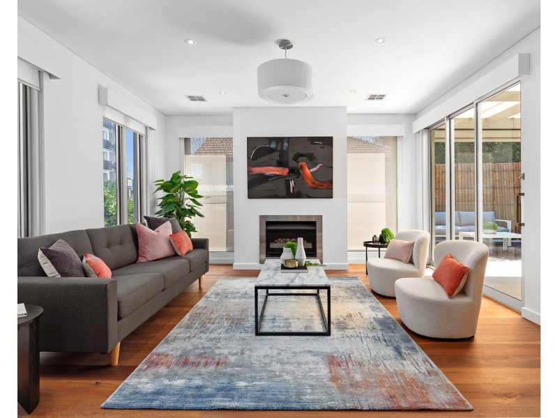 1/1 Cameron Road, Essendon VIC 3040