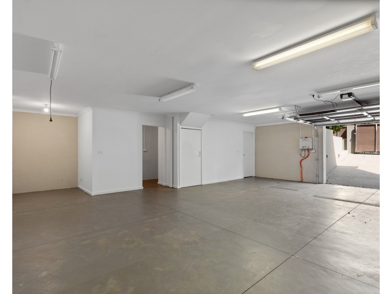 1/1 Cameron Road, Essendon VIC 3040