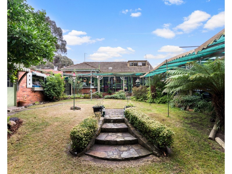 4 Leila Street, Essendon VIC 3040