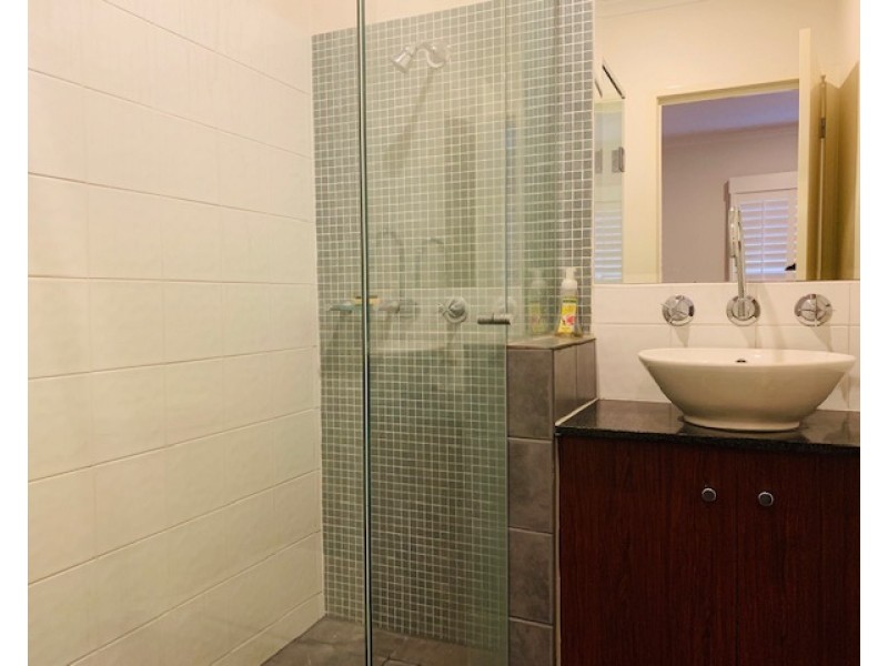 16 Kynoch Lane, Maribyrnong VIC 3032