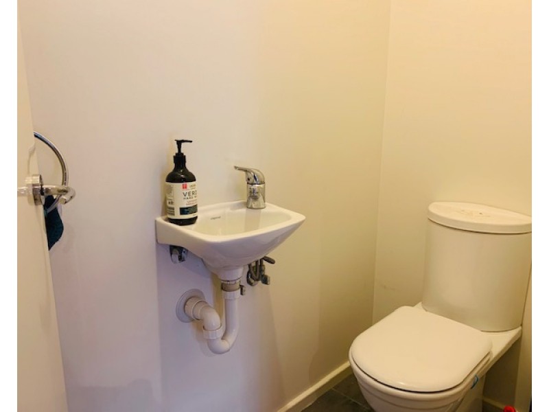 16 Kynoch Lane, Maribyrnong VIC 3032