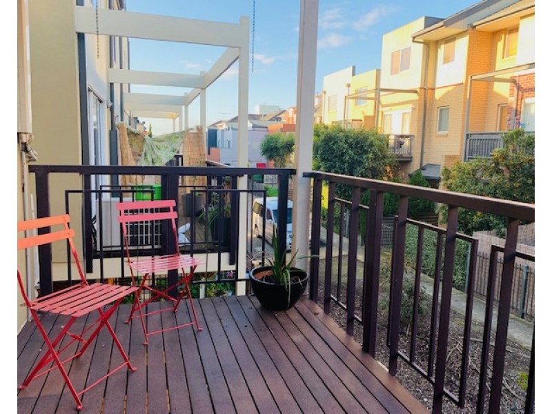 16 Kynoch Lane, Maribyrnong VIC 3032