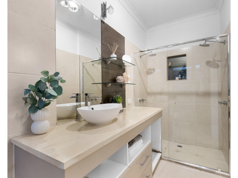 3/8 Bloomfield Avenue, Maribyrnong VIC 3032