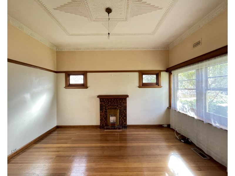 89 The Crescent, Ascot Vale VIC 3032