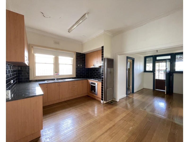 89 The Crescent, Ascot Vale VIC 3032