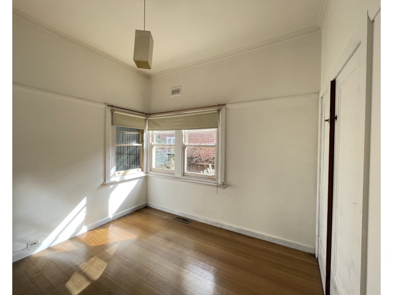 89 The Crescent, Ascot Vale VIC 3032