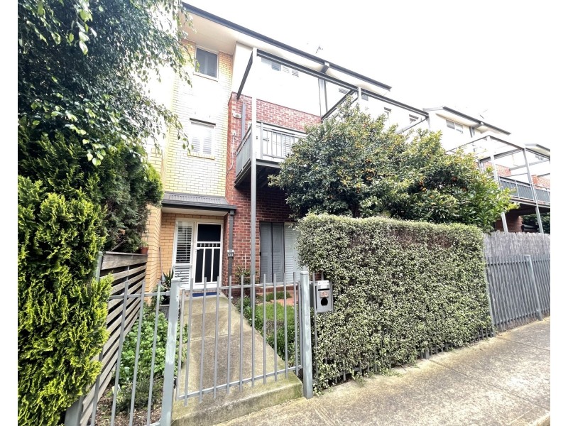 15 Cavalry Circuit, Maribyrnong VIC 3032