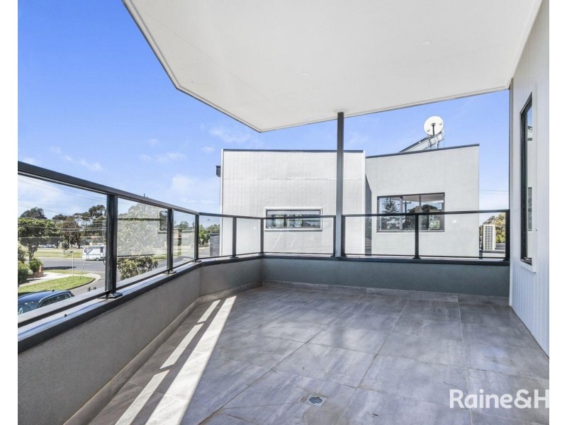 1/183 Purinuan Road, Reservoir VIC 3073