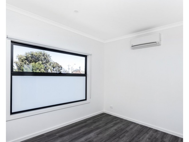1/183 Purinuan Road, Reservoir VIC 3073