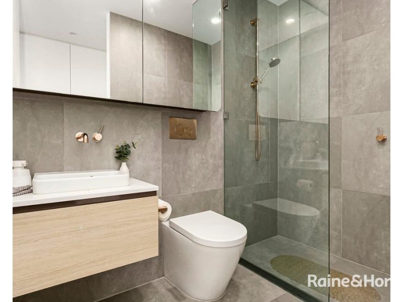 113/1050 MT ALEXANDER ROAD, Essendon VIC 3040