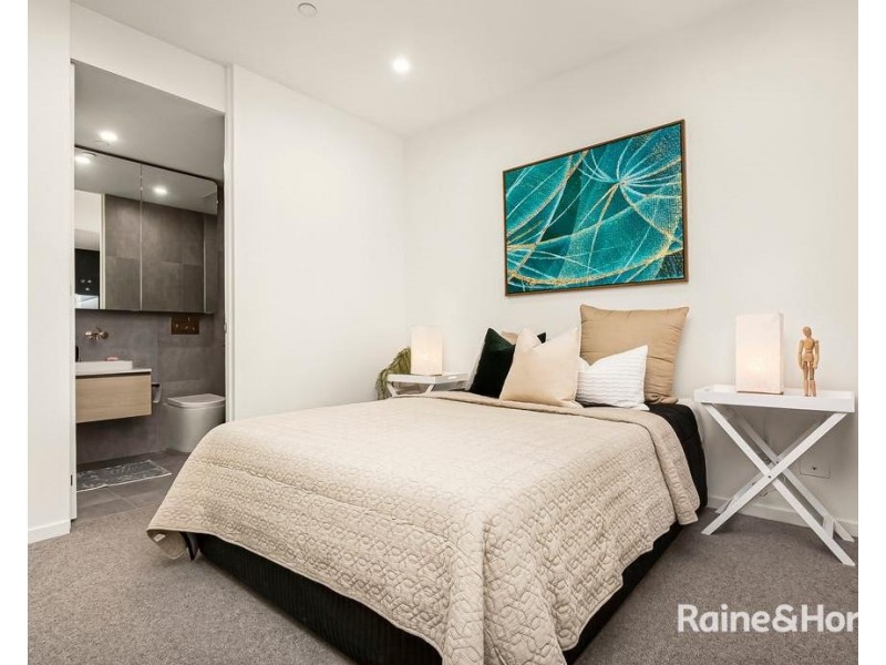 113/1050 MT ALEXANDER ROAD, Essendon VIC 3040