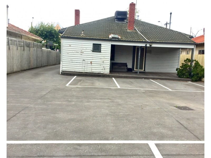 615 MELBOURNE ROAD, Spotswood VIC 3015