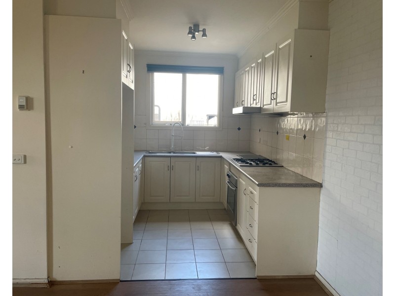 2/103 Raleigh Road, Maribyrnong VIC 3032