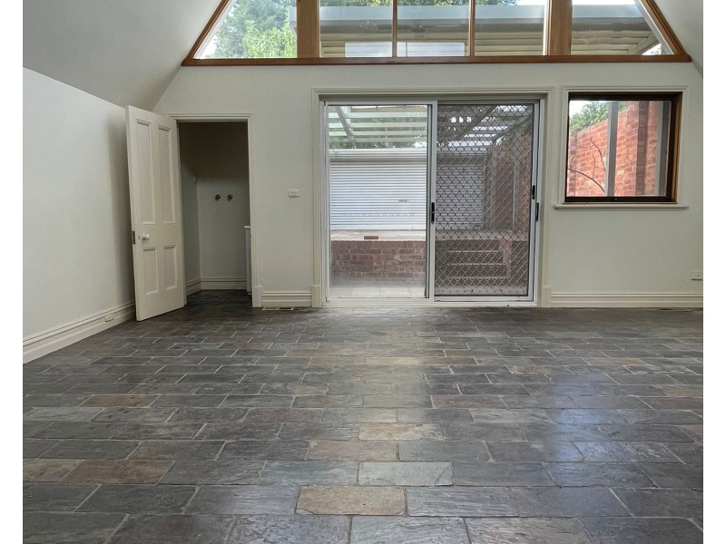 24 Station Avenue, Ascot Vale VIC 3032