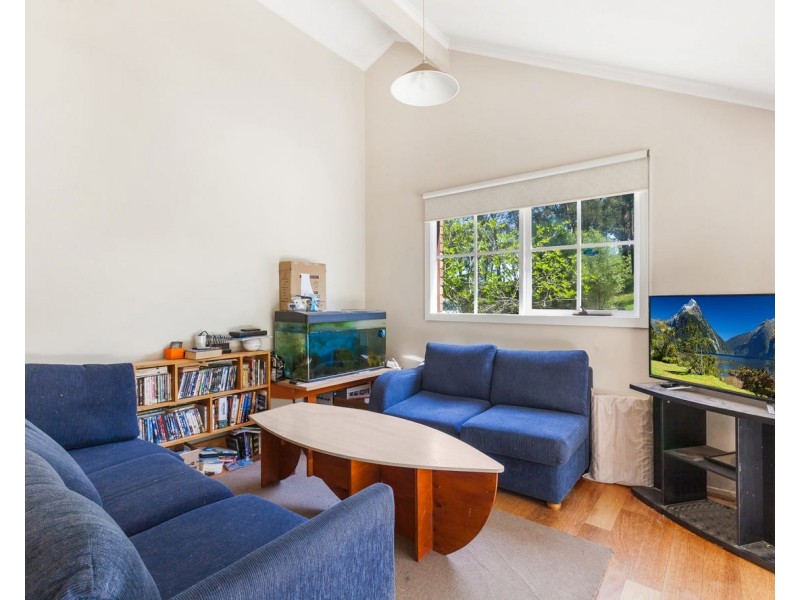 1-3/315 South Mountain Road, Heathcote Junction VIC 3758