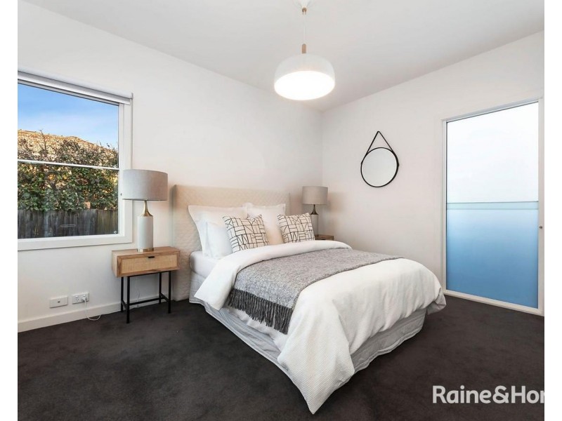 4 Field Street, Moonee Ponds VIC 3039
