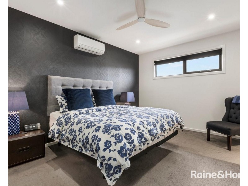 16a McNae Street, Moonee Ponds VIC 3039