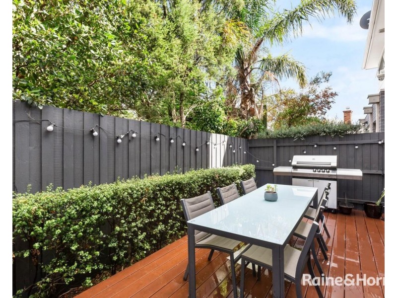 16a McNae Street, Moonee Ponds VIC 3039