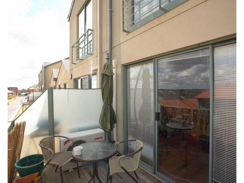 54 Blair Street, Maribyrnong VIC 3032