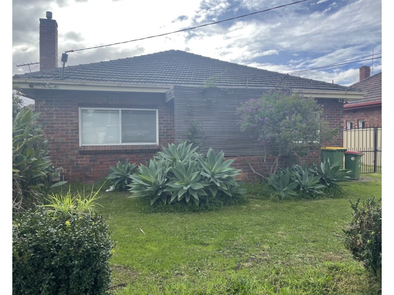 14 Macedon St, Maribyrnong VIC 3032