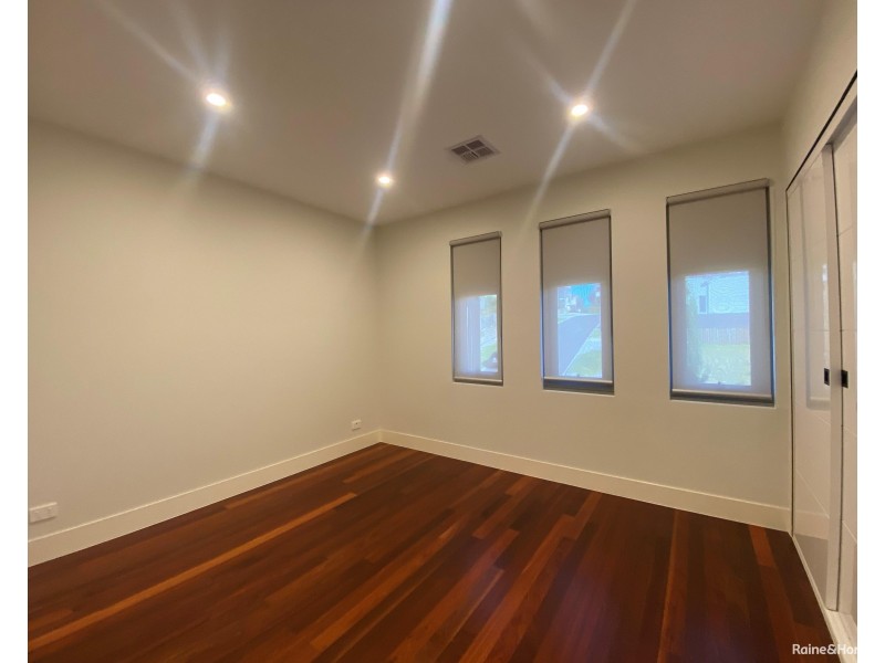 15 Olivine Road, Keilor East VIC 3033