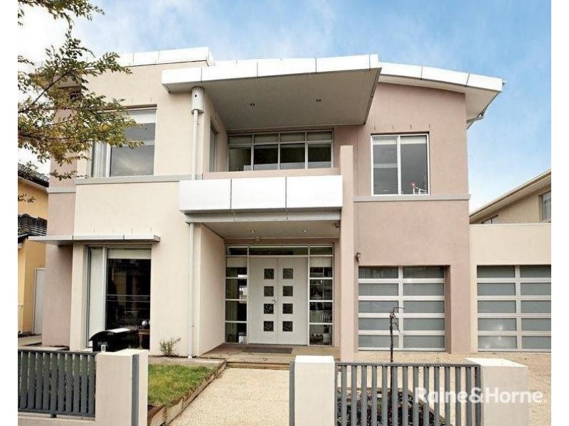 8 Sunset Place, Maribyrnong VIC 3032