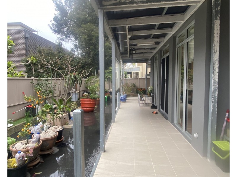 8 Sunset Place, Maribyrnong VIC 3032