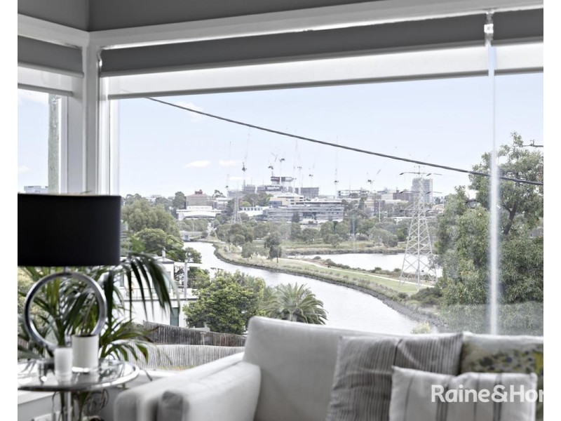 2 Kingston Ave, Ascot Vale VIC 3032