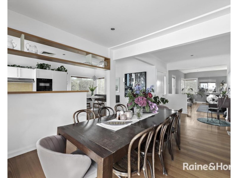 2 Kingston Ave, Ascot Vale VIC 3032