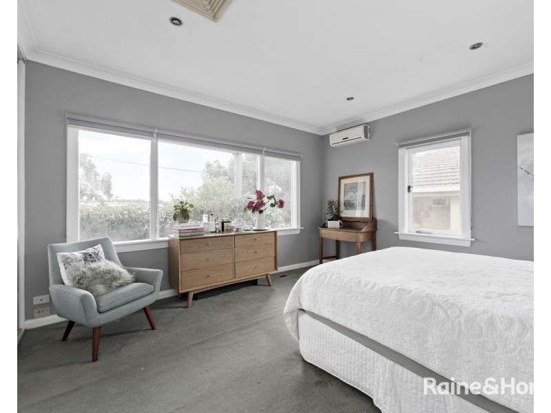 2 Kingston Ave, Ascot Vale VIC 3032