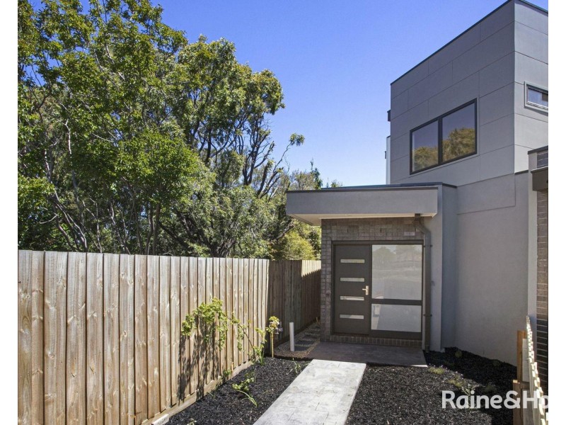 75a Cheddar St, Reservoir VIC 3073