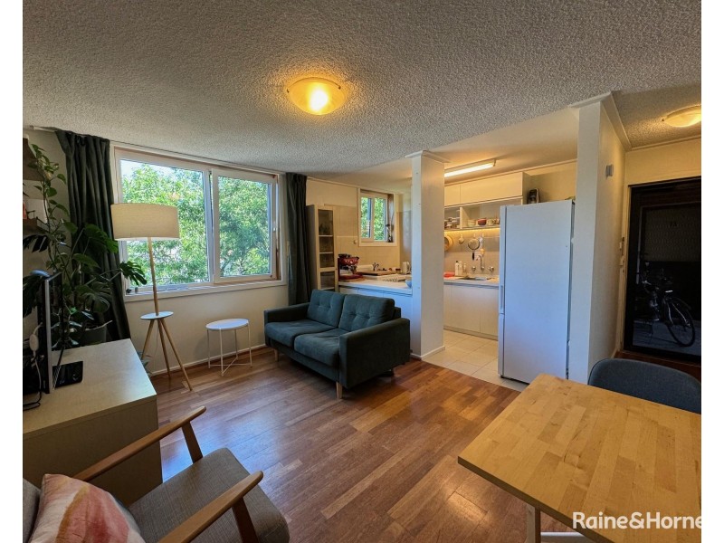12/31 Norwood Street, Flemington VIC 3031