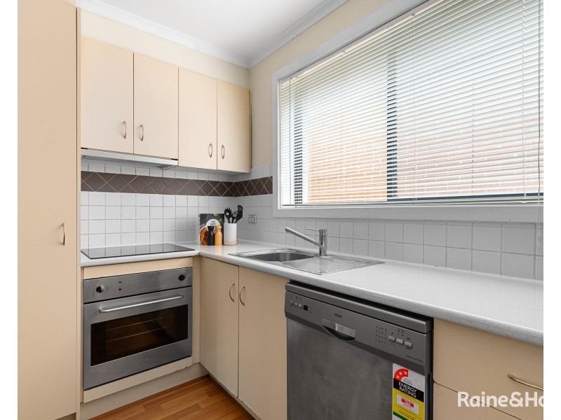 3/9 Churchill Ave, Maidstone VIC 3012