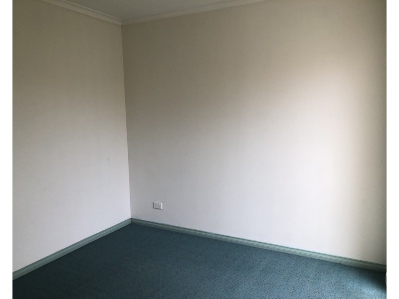 28 Fullarton Road, Airport West VIC 3042