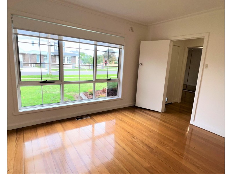 50 Heather Avenue, Keilor East VIC 3033