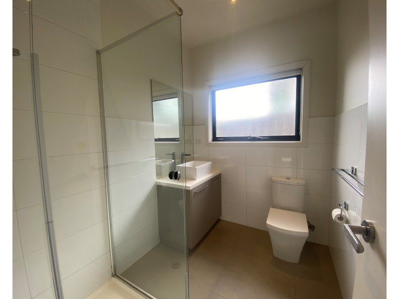 8/38 Lawson Street, Essendon VIC 3040