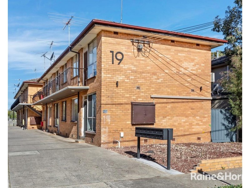 10/19 Kingsville St, Kingsville VIC 3012