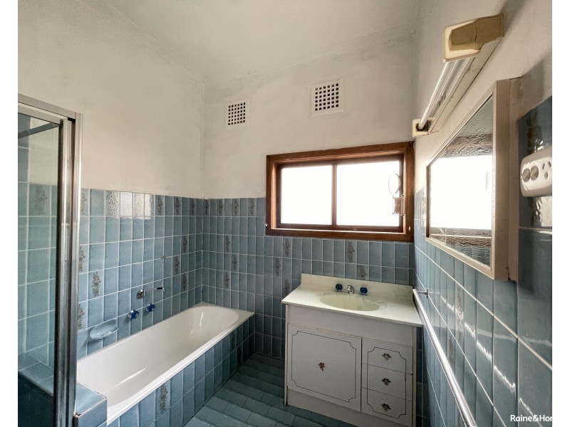 89 The Crescent, Ascot Vale VIC 3032