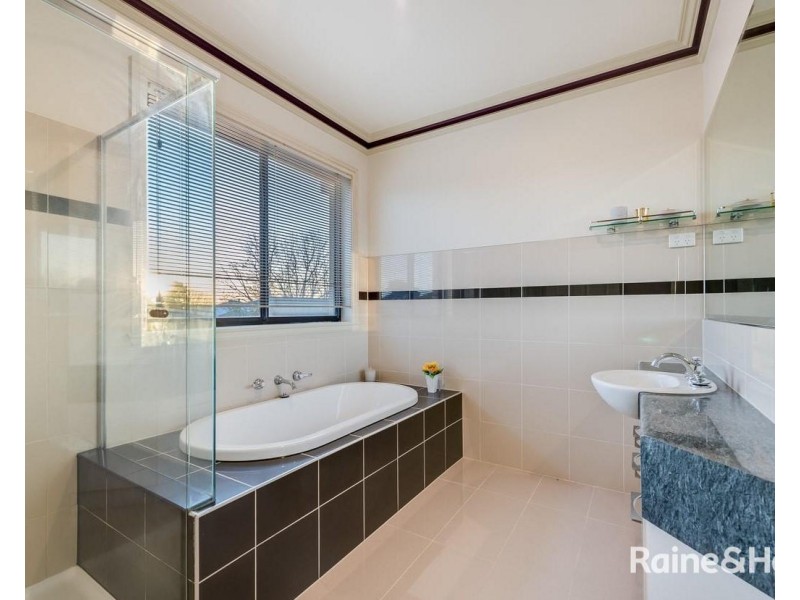 12 Harvest Way, Werribee VIC 3030